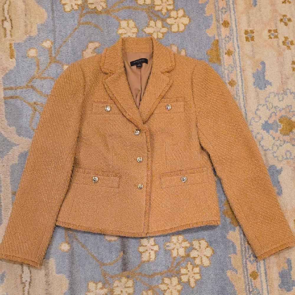 Ann Taylor Camel Tweed Blazer Size 2P  Like New!